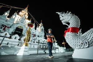 BIB: 
                            <button type="button" onclick="openModal(22465196)" class="btn btn-primary btn-sm float-right btn-popup" data-toggle="modal" data-target=".modal-high-quality">
                        <i class="fas fa-shopping-cart"></i> Add to Cart
                    </button>
                                            <button type="button" onclick="isThisMe(22465196, true)" class="btn btn-success btn-sm float-right btn-popup btn-isme hidden" data-toggle="tooltip" data-placement="bottom" title="นี่คือรูปของคุณใช่ไหม คลิกที่นี่เพื่อเอาเข้าอัลบั้ม">
                        <i class="fas fa-plus"></i> Add to album
                    </button>
                    <button type="button" onclick="isThisMe(22465196, false)" class="btn btn-warning btn-sm float-right btn-popup btn-isnotme hidden">
                        <i class="fas fa-ban"></i> Remove from album
                    </button>